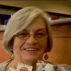 Meet your Posher, Sharon